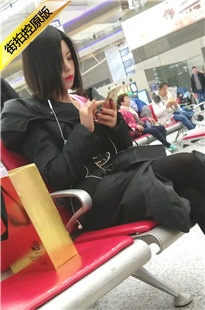 4K-黑丝短裙MT漂亮女子[973M/MP4]