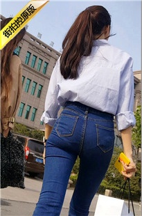4K-极品紧身街拍牛仔裤翘小美女[2.69G/MP4]