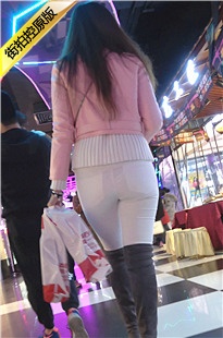 4K-商场白色紧身裤饱满翘臀美女[893M/MP4]