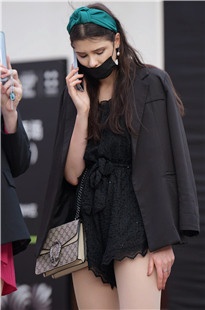 降温了～记得添”丝“出门～天然大长腿3A7308[2.52G]