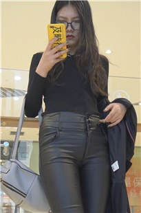 紧身皮裤长发眼镜妹子JS391[4.07G]